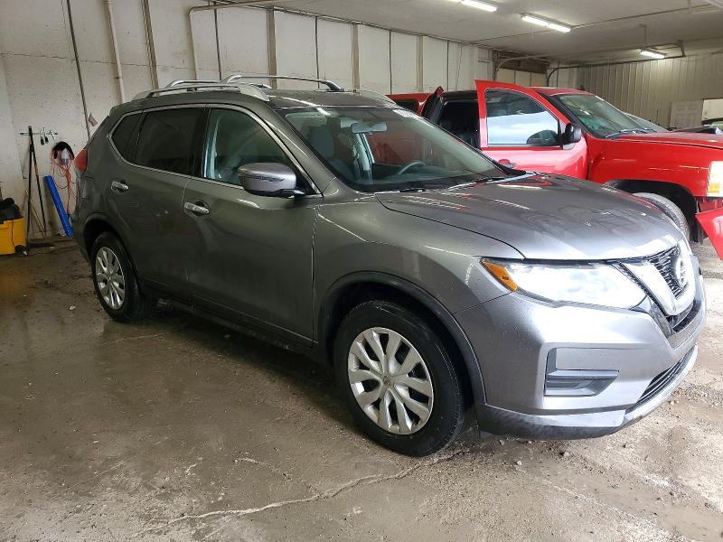 Photo 4 from auction – 2017 NISSAN ROGUE S with VIN KNMAT2MT1HP563069