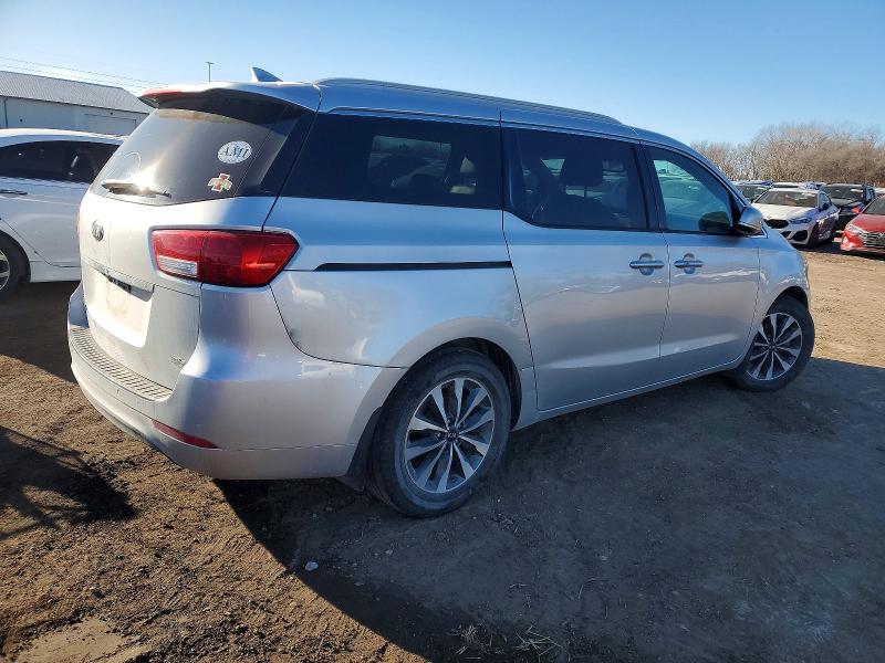 Photo 3 from auction – 2015 KIA SEDONA EX with VIN KNDMC5C10F6080870