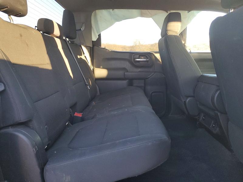 Photo 10 from auction – 2019 CHEVROLET SILVERADO with VIN 1GCUYBEF0KZ173292
