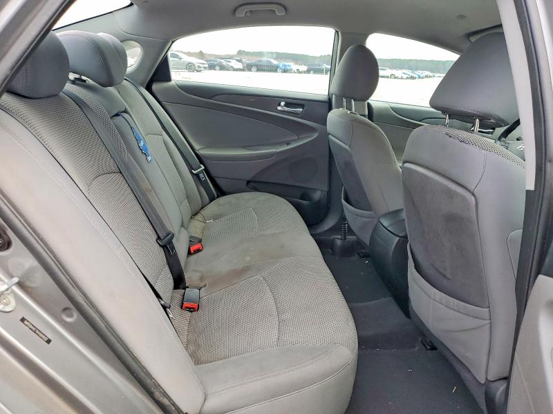 Photo 10 from auction – 2013 HYUNDAI SONATA with VIN 5NPEB4AC7DH584552