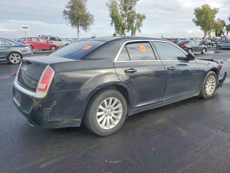 Photo 3 from auction – 2013 CHRYSLER 300 with VIN 2C3CCAAGXDH507371