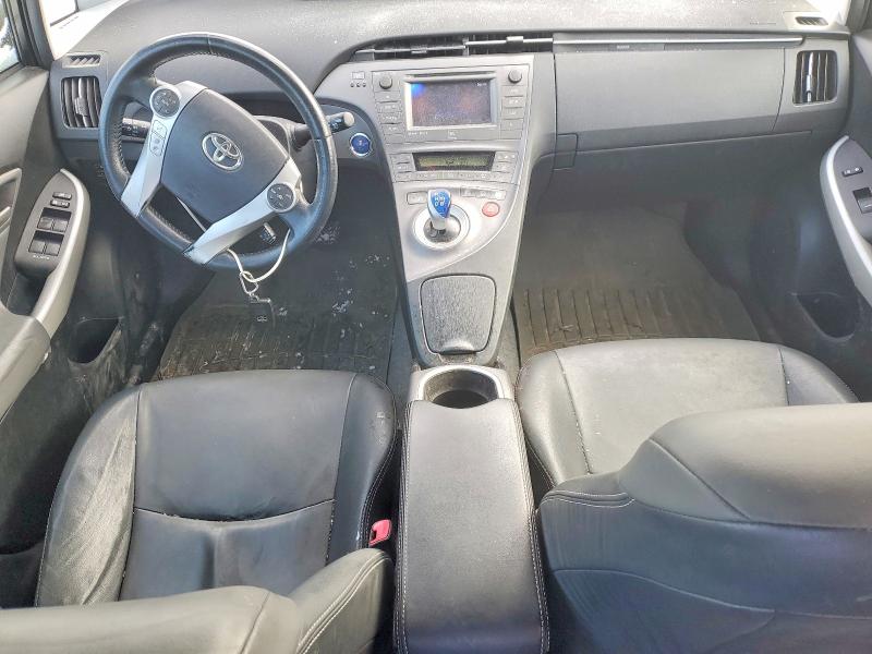 Photo 8 from auction – 2013 TOYOTA PRIUS with VIN JTDKN3DU7D1630705
