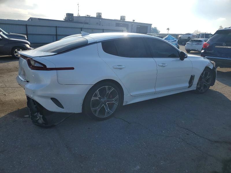 Photo 3 from auction – 2020 KIA STINGER with VIN KNAE35LC5L6081480