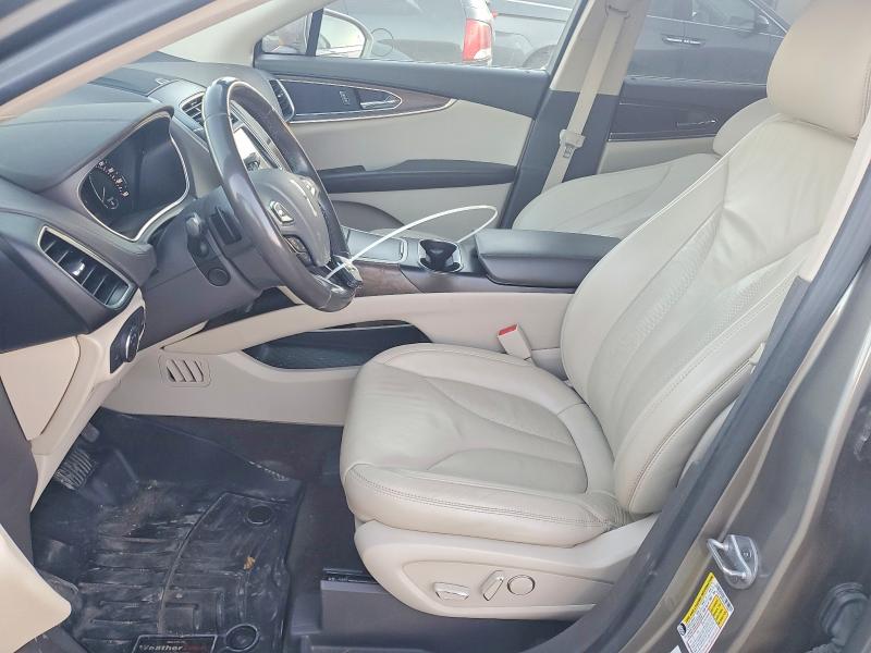 Photo 7 from auction – 2016 LINCOLN MKX SELECT with VIN 2LMTJ6KR0GBL78899