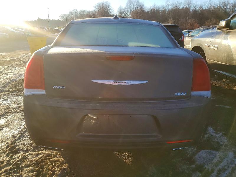 Photo 6 from auction – 2015 CHRYSLER 300 S with VIN 2C3CCAGG6FH793195