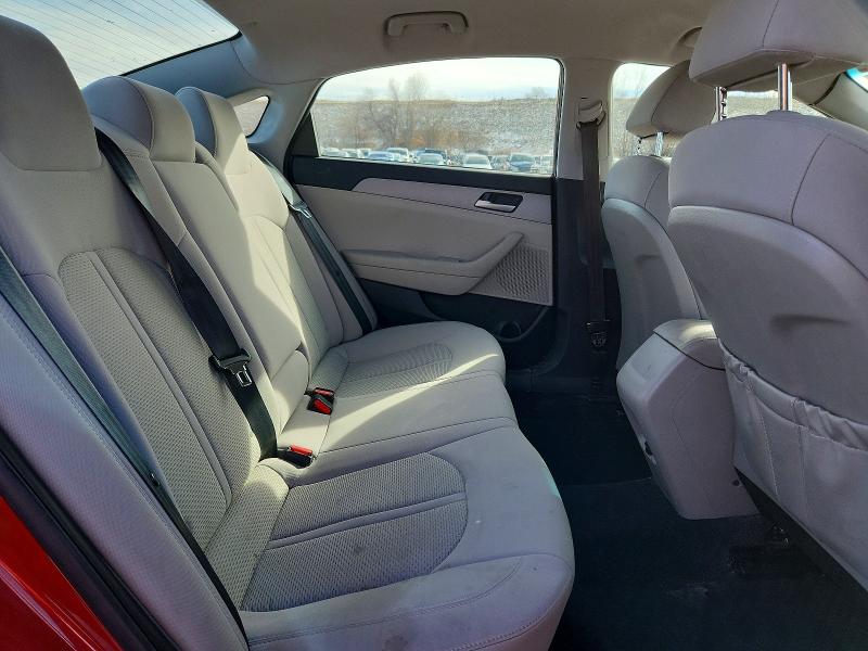 Photo 10 from auction – 2019 HYUNDAI SONATA with VIN 5NPE24AF8KH770186