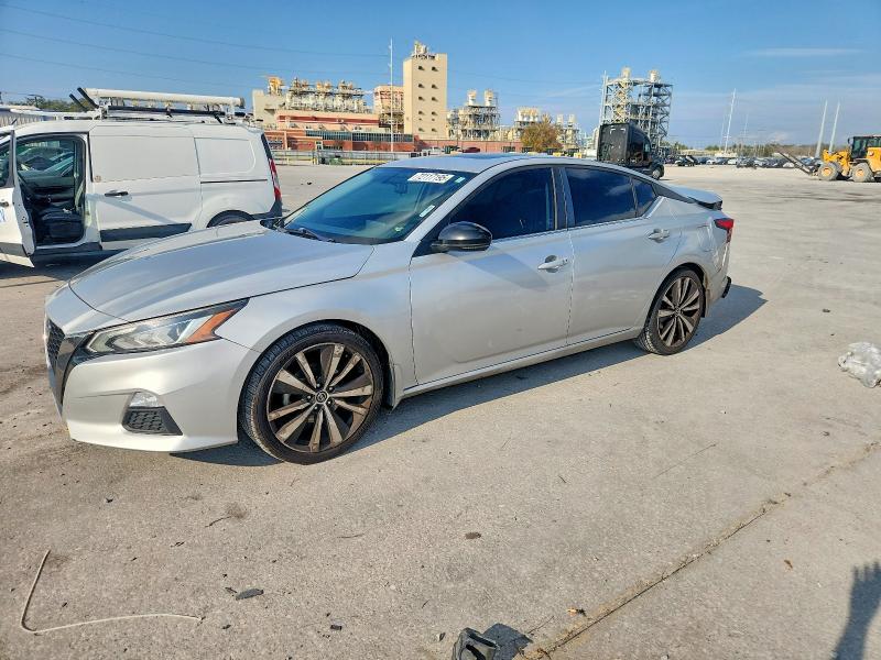NISSAN ALTIMA SR 2019 with VIN 1N4BL4CV0KC110729 - Photo from auction