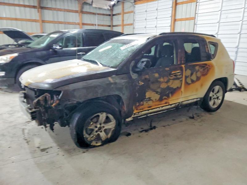 JEEP COMPASS 2016 with VIN 1C4NJDBB4GD559305 - Photo from auction