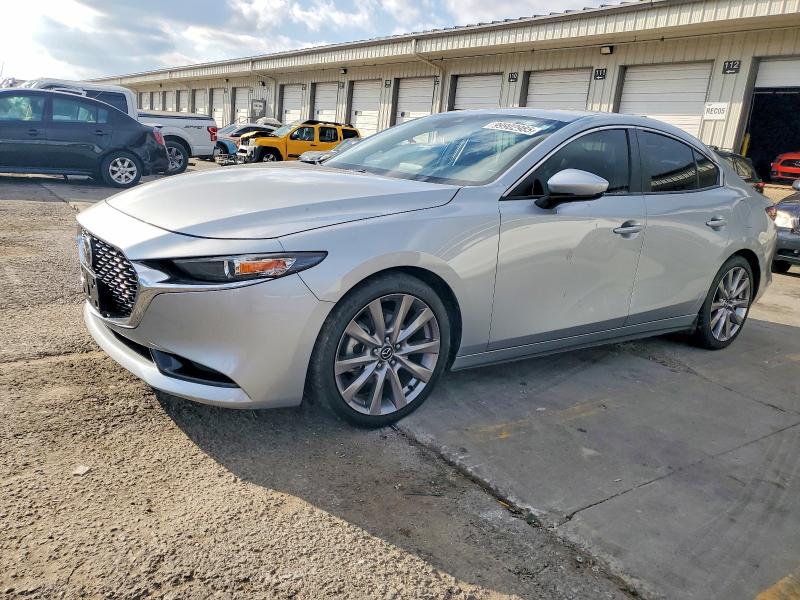 MAZDA 3 PREFERRE 2019 with VIN JM1BPBDM1K1114826 - Photo from auction