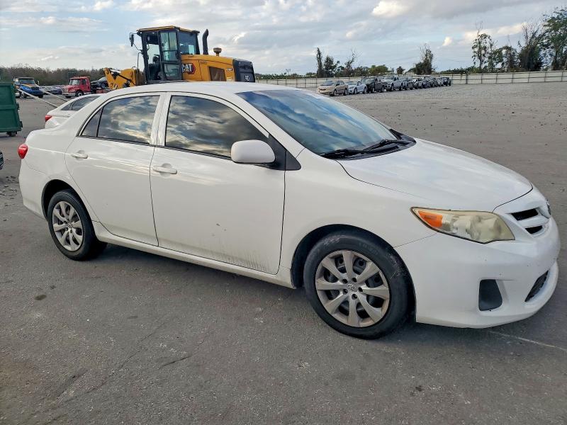 Photo 4 from auction – 2013 TOYOTA COROLLA BA with VIN JTDBU4EE3DJ119881