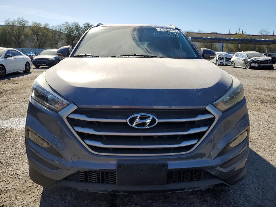 Photo 5 from auction – 2018 HYUNDAI TUCSON with VIN KM8J33A48JU667757