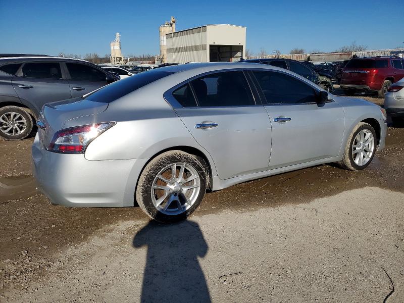Photo 3 from auction – 2014 NISSAN MAXIMA S with VIN 1N4AA5AP2EC457723