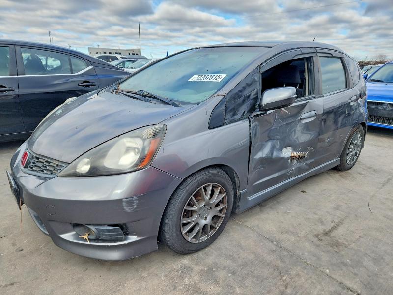 HONDA FIT 2013 with VIN JHMGE8H58DC042000 - Photo from auction
