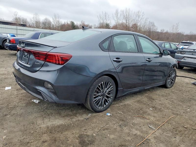 Photo 3 from auction – 2023 KIA FORTE GT L with VIN 3KPF54AD4PE569116