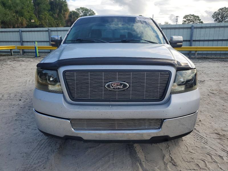 Photo 5 from auction – 2005 FORD F150 SUPER with VIN 1FTPW12555FB57698