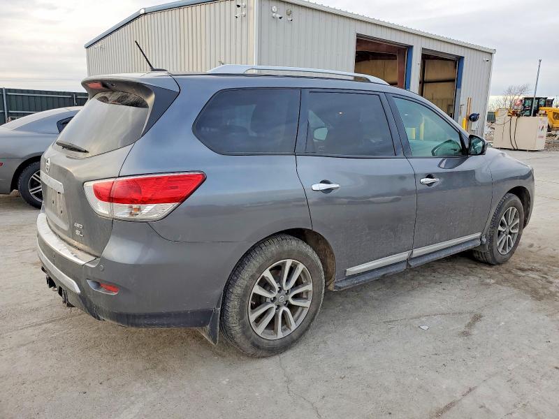 Photo 3 from auction – 2016 NISSAN PATHFINDER with VIN 5N1AR2MM9GC669858