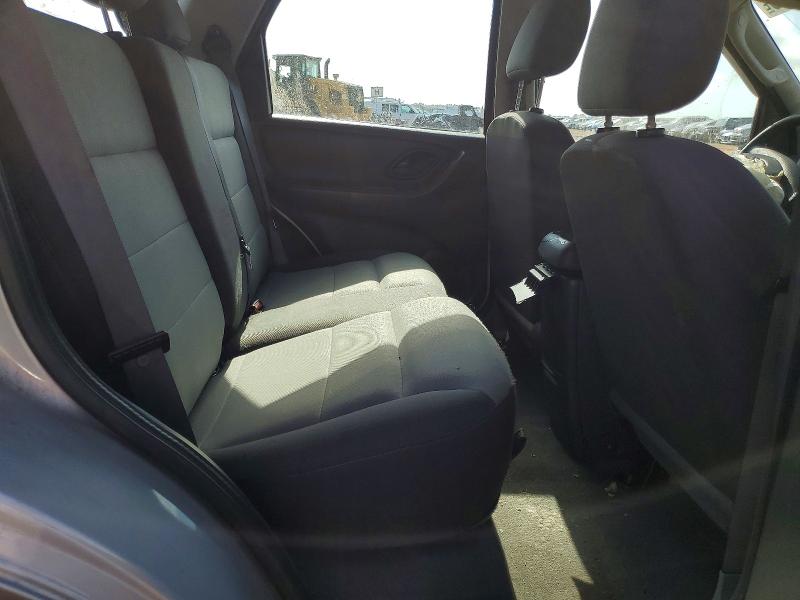Photo 11 from auction – 2005 FORD ESCAPE XLS with VIN 1FMYU02Z35DA24940