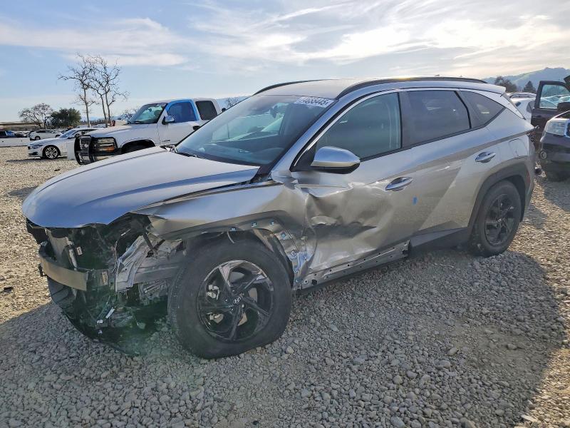 HYUNDAI TUCSON 2024 with VIN 5NMJB3DE9RH418947 - Photo from auction