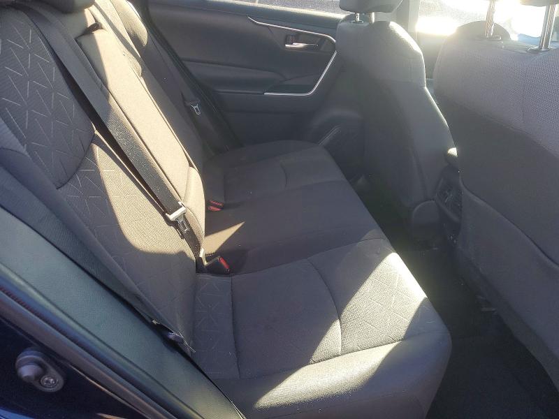 Photo 11 from auction – 2021 TOYOTA RAV4 with VIN 2T3W1RFV2MW112346