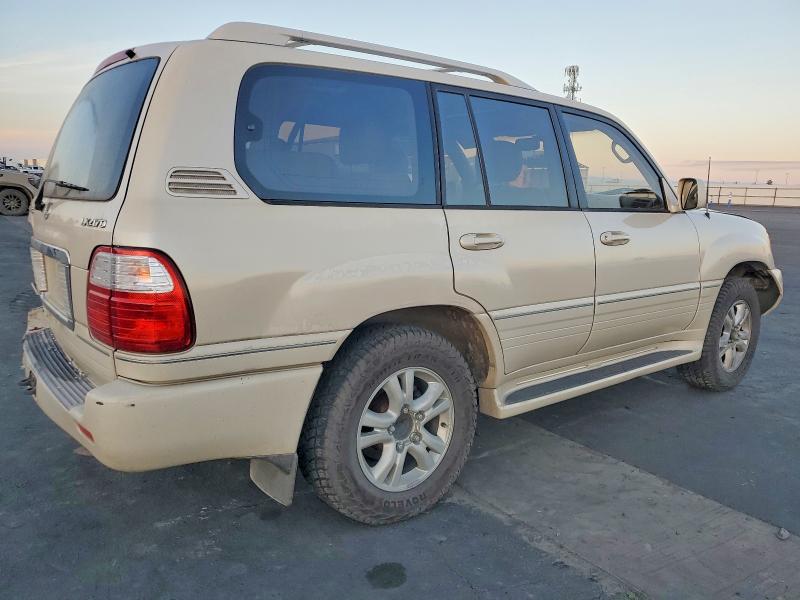 Photo 3 from auction – 2003 LEXUS LX 470 with VIN JTJHT00W733525779