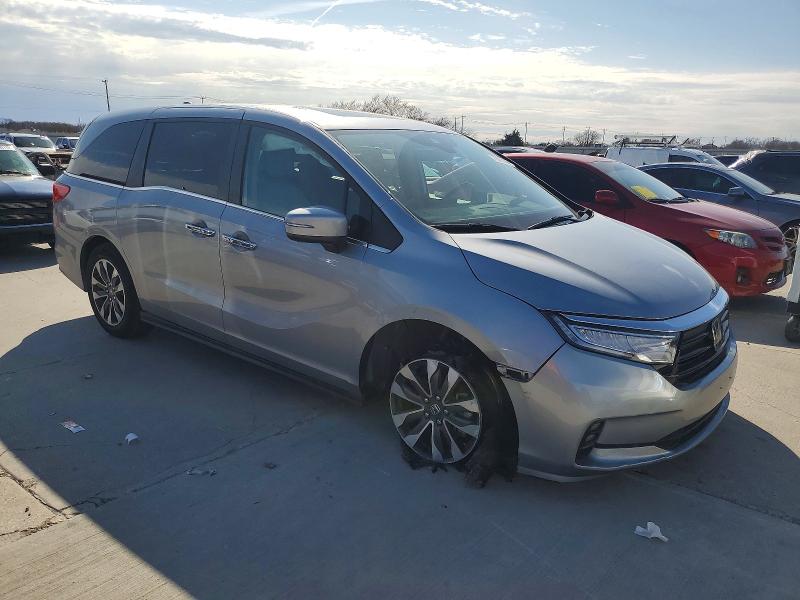 Photo 4 from auction – 2021 HONDA ODYSSEY EX with VIN 5FNRL6H70MB037981