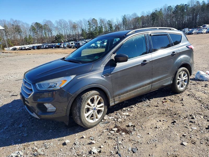 FORD ESCAPE SEL 2018 with VIN 1FMCU0HD9JUC13768 - Photo from auction