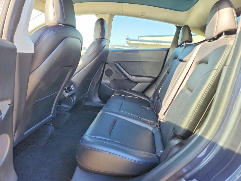 Photo 10 from auction – 2022 TESLA MODEL Y with VIN 7SAYGDEE5NF386114