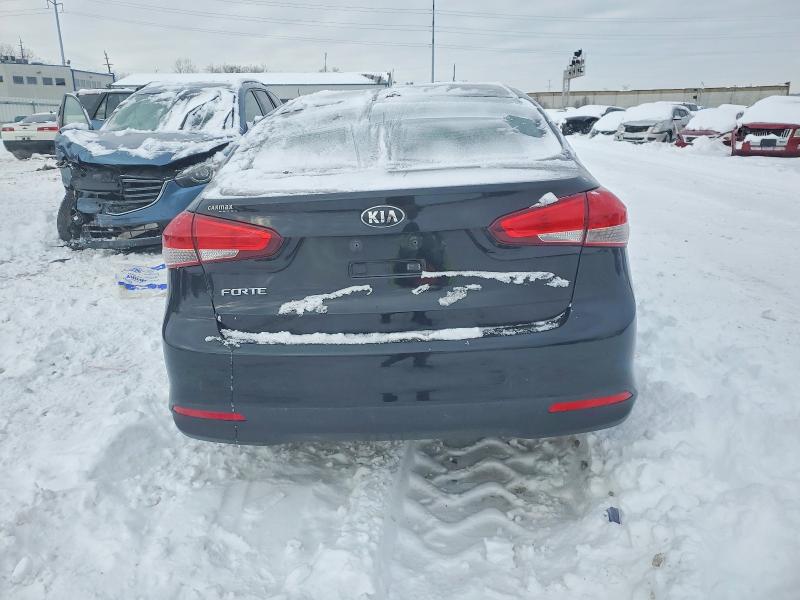 Photo 6 from auction – 2018 KIA FORTE LX with VIN 3KPFK4A70JE222876