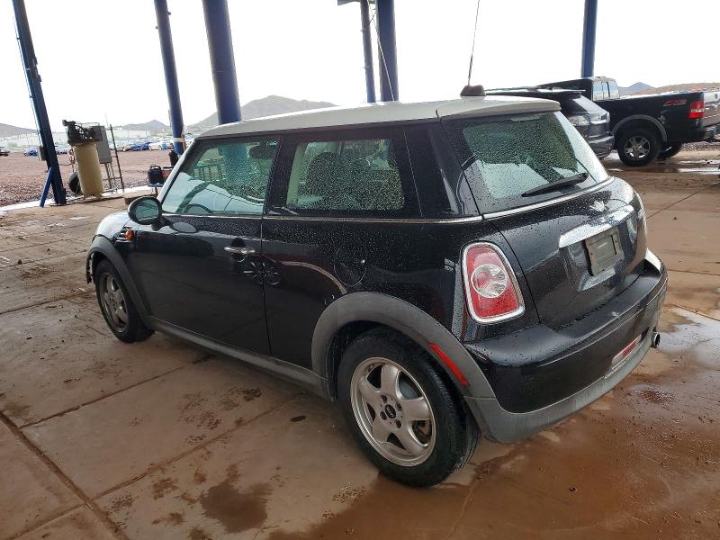 Photo 2 from auction – 2011 MINI COOPER with VIN WMWSU3C51BT182117