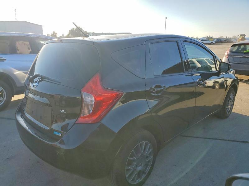 Photo 3 from auction – 2015 NISSAN VERSA NOTE with VIN 3N1CE2CP1FL377888