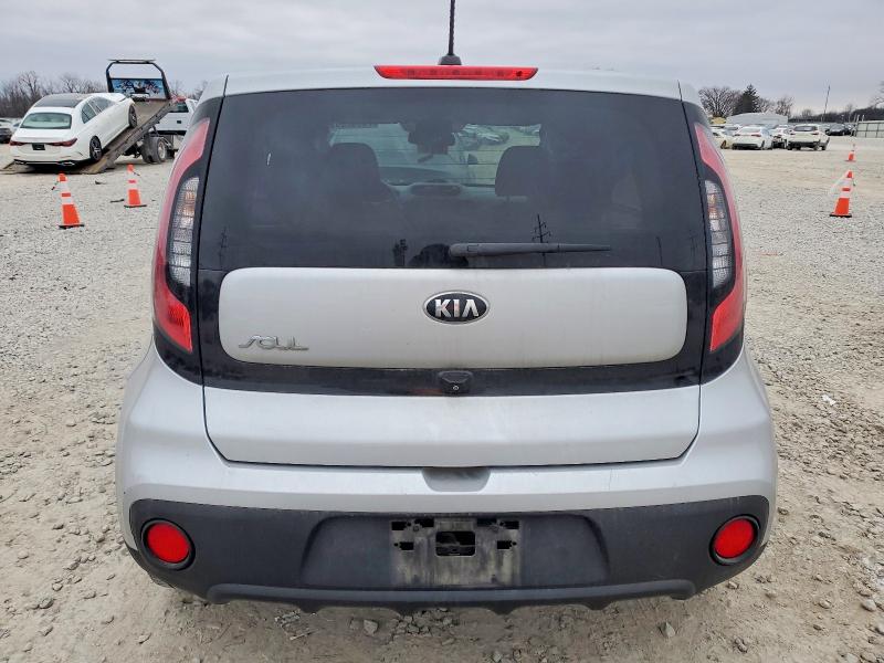 Photo 6 from auction – 2017 KIA SOUL with VIN KNDJN2A26H7461336