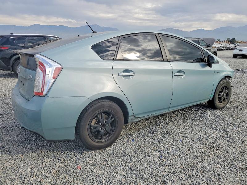 Photo 3 from auction – 2013 TOYOTA PRIUS with VIN JTDKN3DU3D5572097