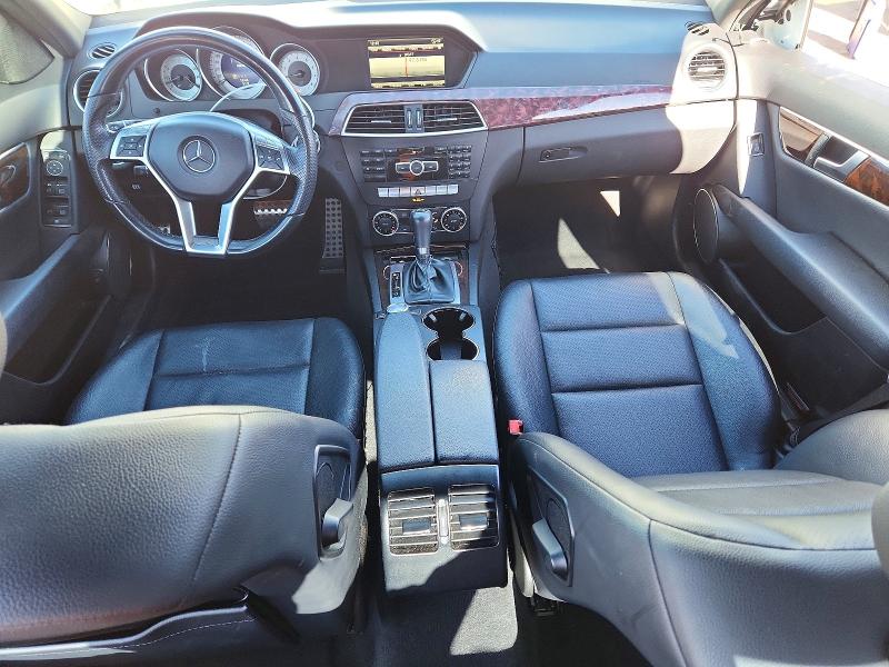 Photo 8 from auction – 2014 MERCEDES-BENZ C 250 with VIN WDDGF4HB3EA960480