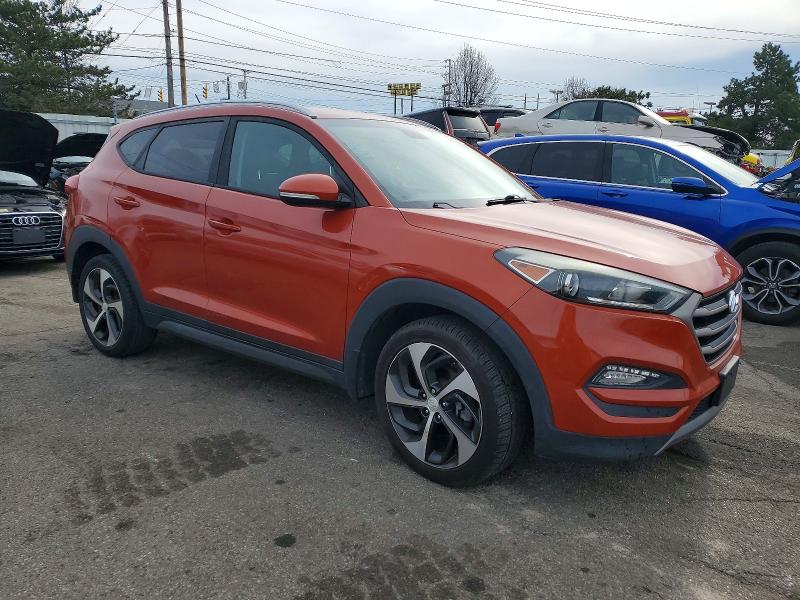 Photo 4 from auction – 2016 HYUNDAI TUCSON LIM with VIN KM8J3CA22GU219828