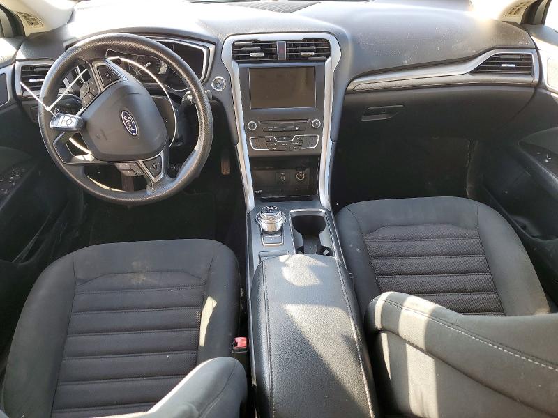 Photo 8 from auction – 2017 FORD FUSION SE with VIN 3FA6P0HD2HR240312