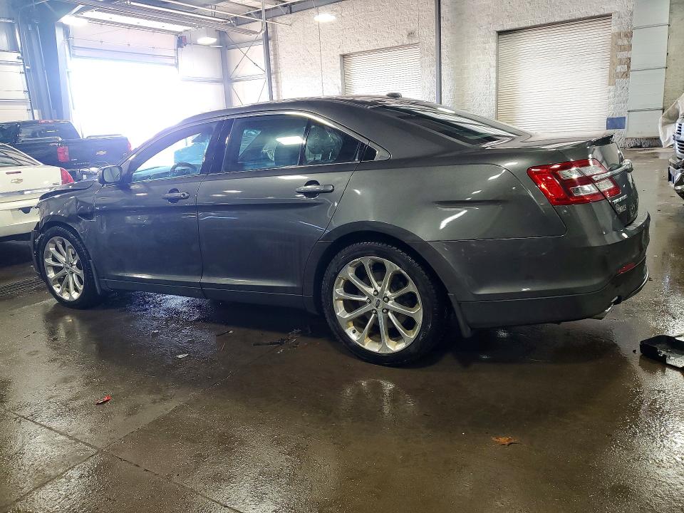 Photo 2 from auction – 2015 FORD TAURUS LIM with VIN 1FAHP2F89FG184481
