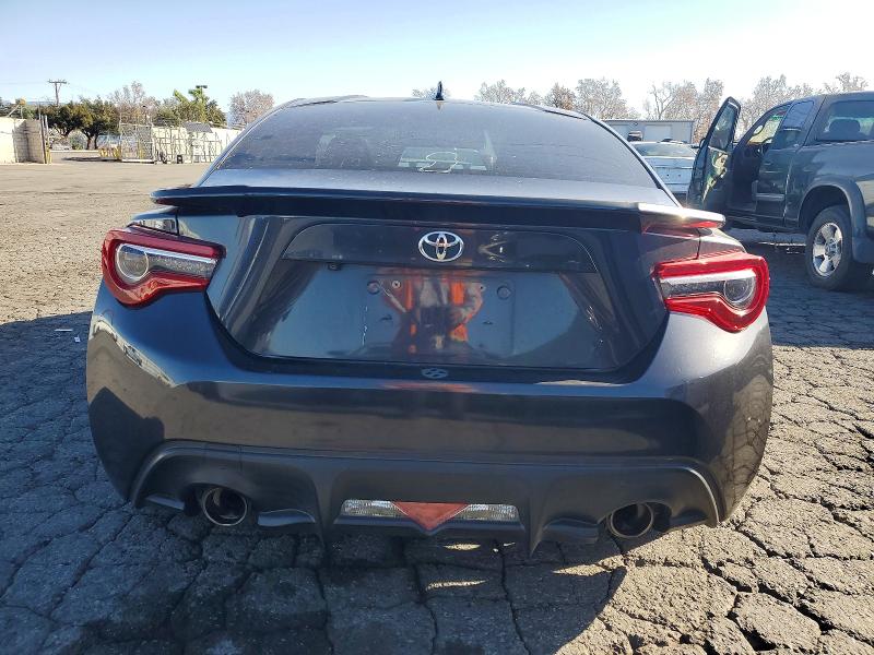 Photo 6 from auction – 2017 TOYOTA 86 with VIN JF1ZNAA19H8711012