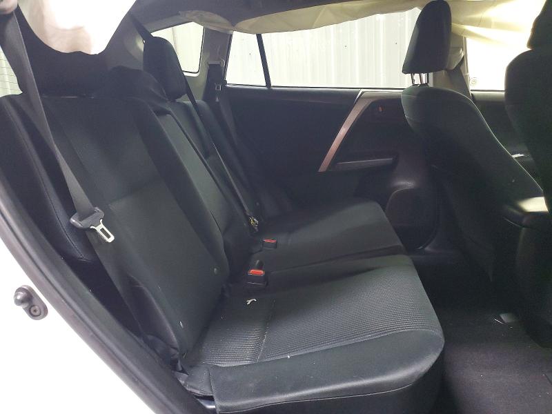 Photo 11 from auction – 2018 TOYOTA RAV4 LE with VIN JTMBFREV4JJ742445
