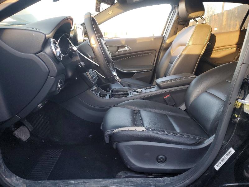 Photo 7 from auction – 2016 MERCEDES-BENZ GLA with VIN WDCTG4EB8GJ192809