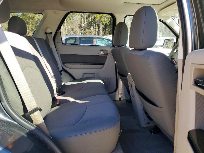 Photo 11 from auction – 2010 MAZDA TRIBUTE I with VIN 4F2CY0C7XAKM02760