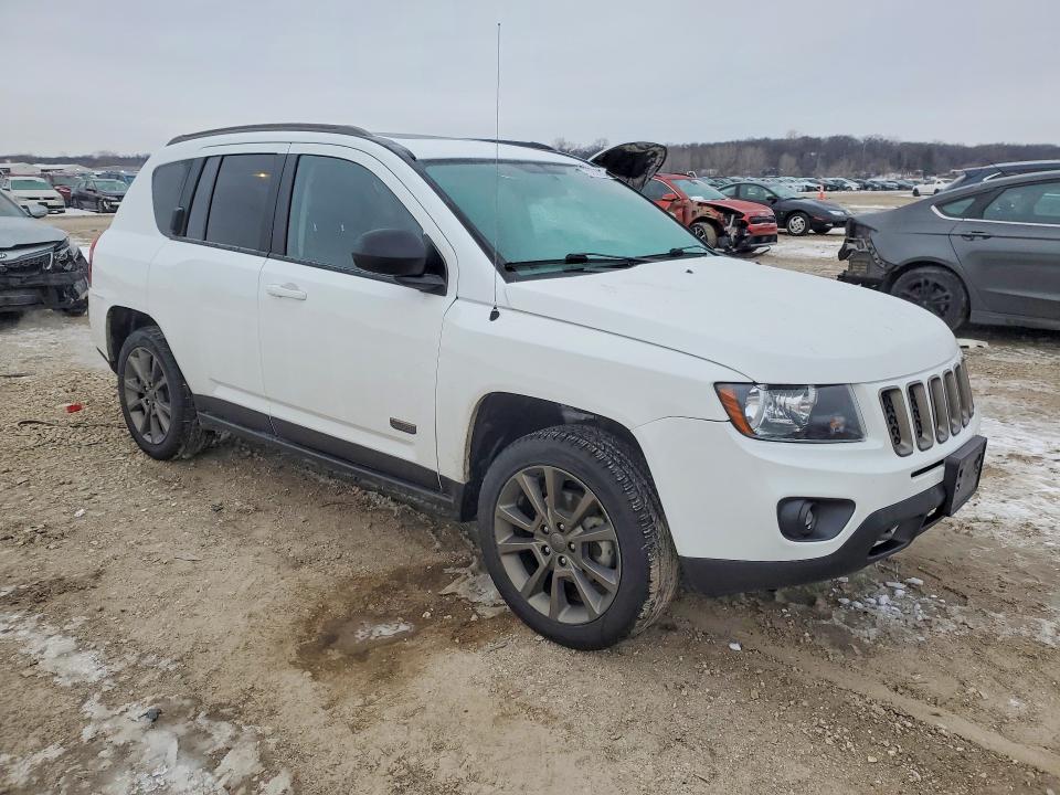 Photo 4 from auction – 2017 JEEP COMPASS with VIN 1C4NJDBB5HD153373