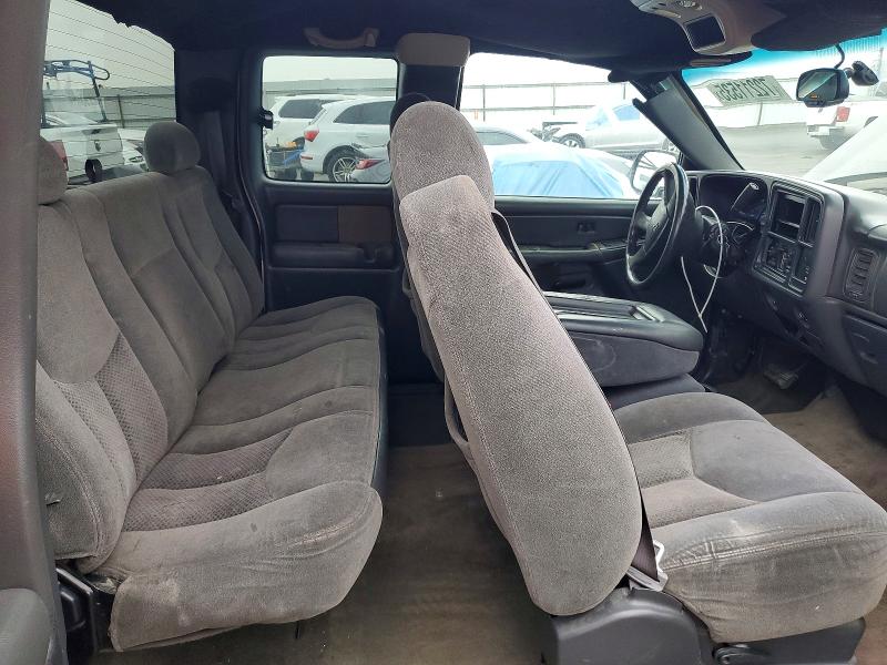 Photo 10 from auction – 2004 CHEVROLET SILVERADO with VIN 2GCEC19T841151646