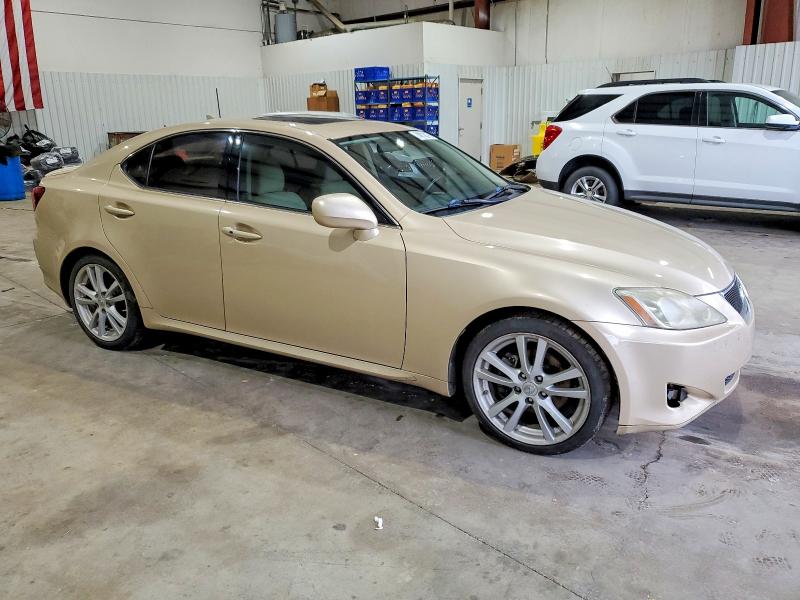 Photo 4 from auction – 2007 LEXUS IS with VIN JTHBK262972029419