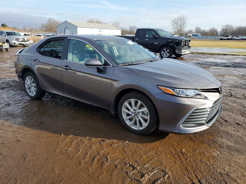 Photo 4 from auction – 2024 TOYOTA CAMRY LE with VIN 4T1C11BK2RU114629