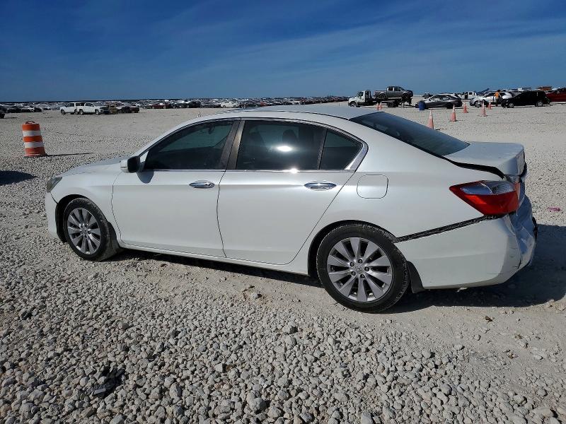 Photo 2 from auction – 2014 HONDA ACCORD EX with VIN 1HGCR2F79EA002187