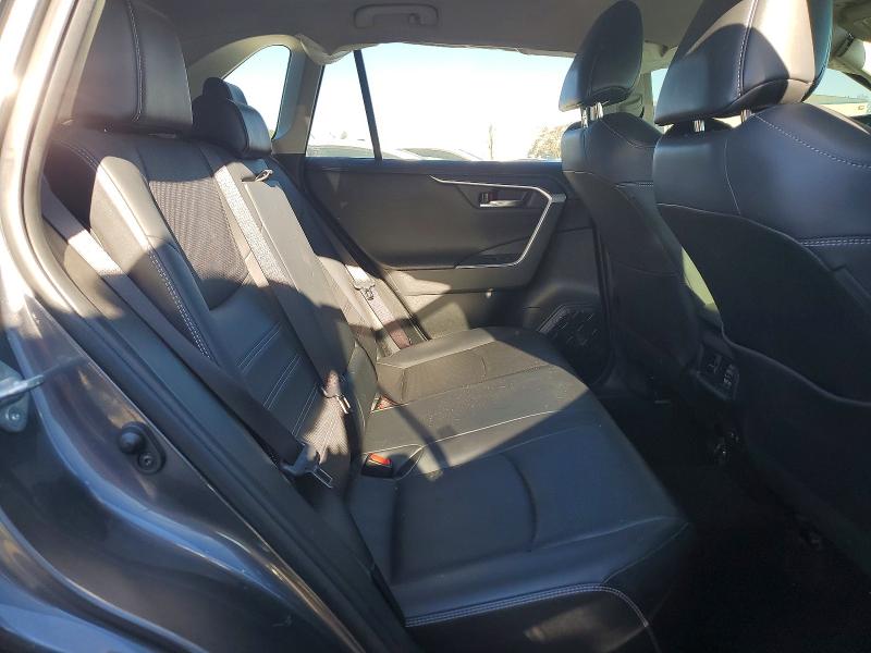 Photo 11 from auction – 2020 TOYOTA RAV4 with VIN JTMN1RFV5LD530407