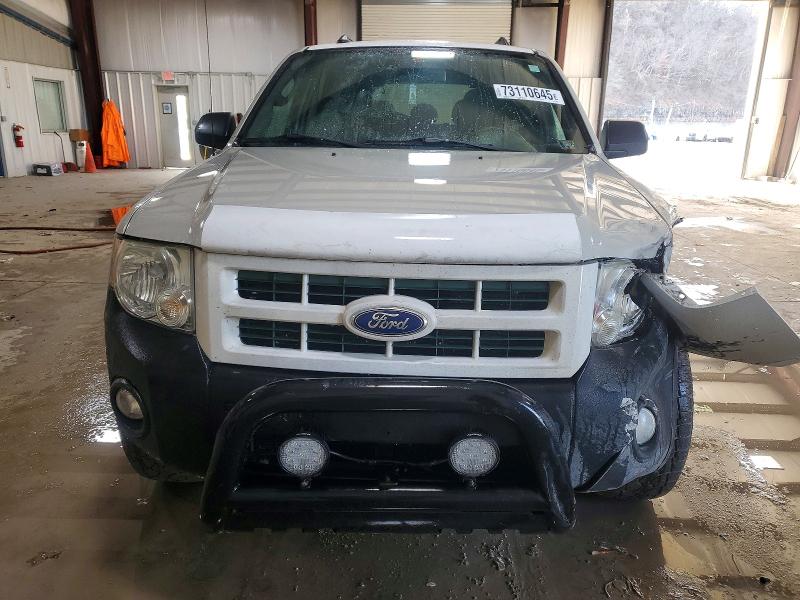 Photo 5 from auction – 2009 FORD ESCAPE with VIN 1FMCU03G99KC26304