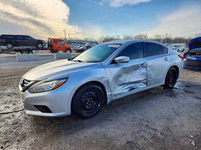 NISS ALTIMA 2018 with VIN 1N4AL3AP1JC122493 - Photo from auction