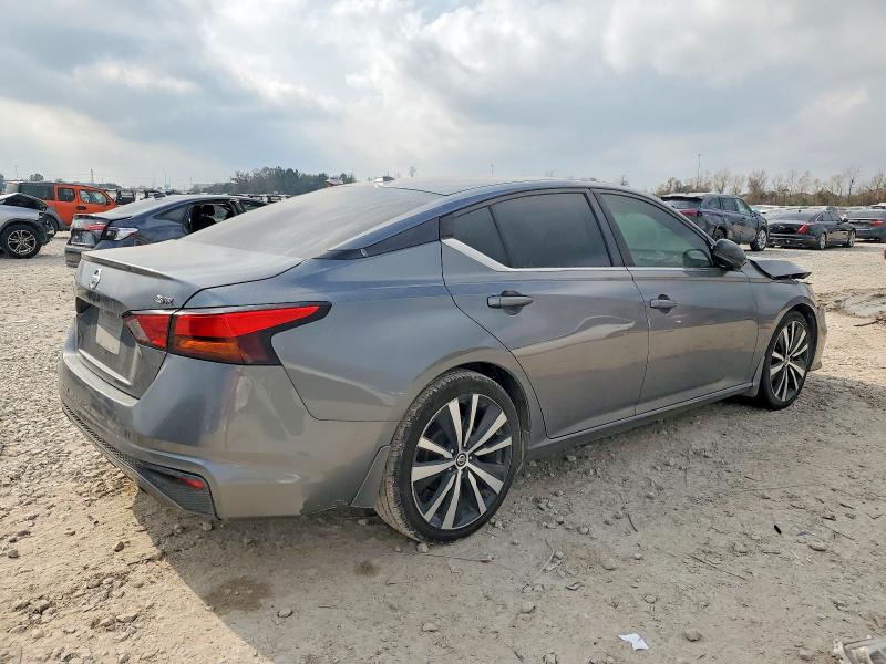 Photo 3 from auction – 2019 NISSAN ALTIMA with VIN 1N4BL4CV6KC171521
