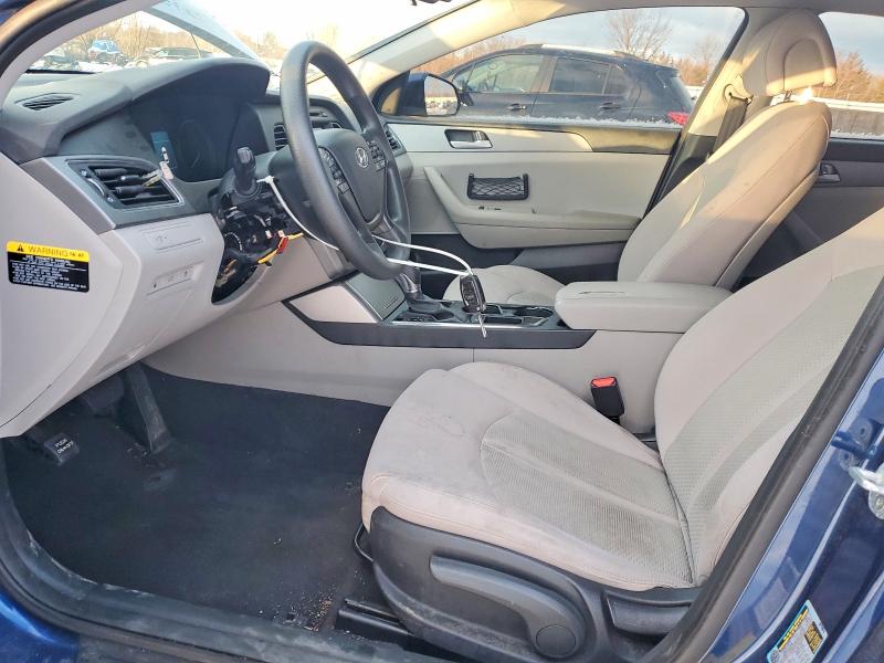 Photo 7 from auction – 2016 HYUNDAI SONATA SE with VIN 5NPE24AF3GH316077
